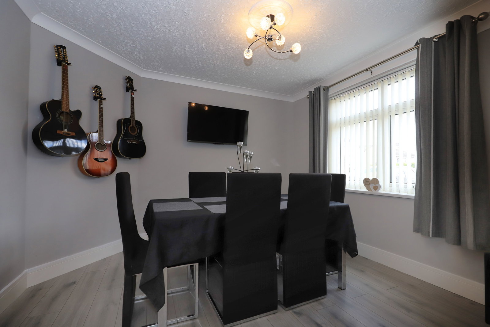 Semi Detached House in Walsall