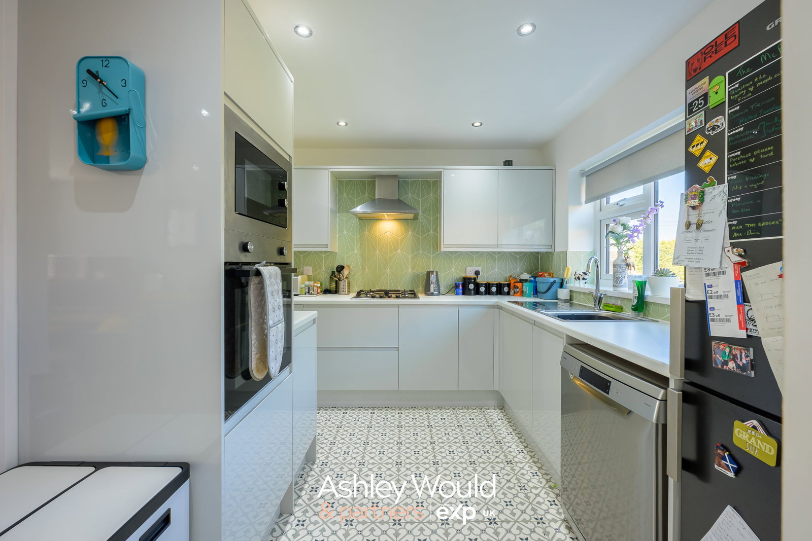 Semi Detached House in Oldbury