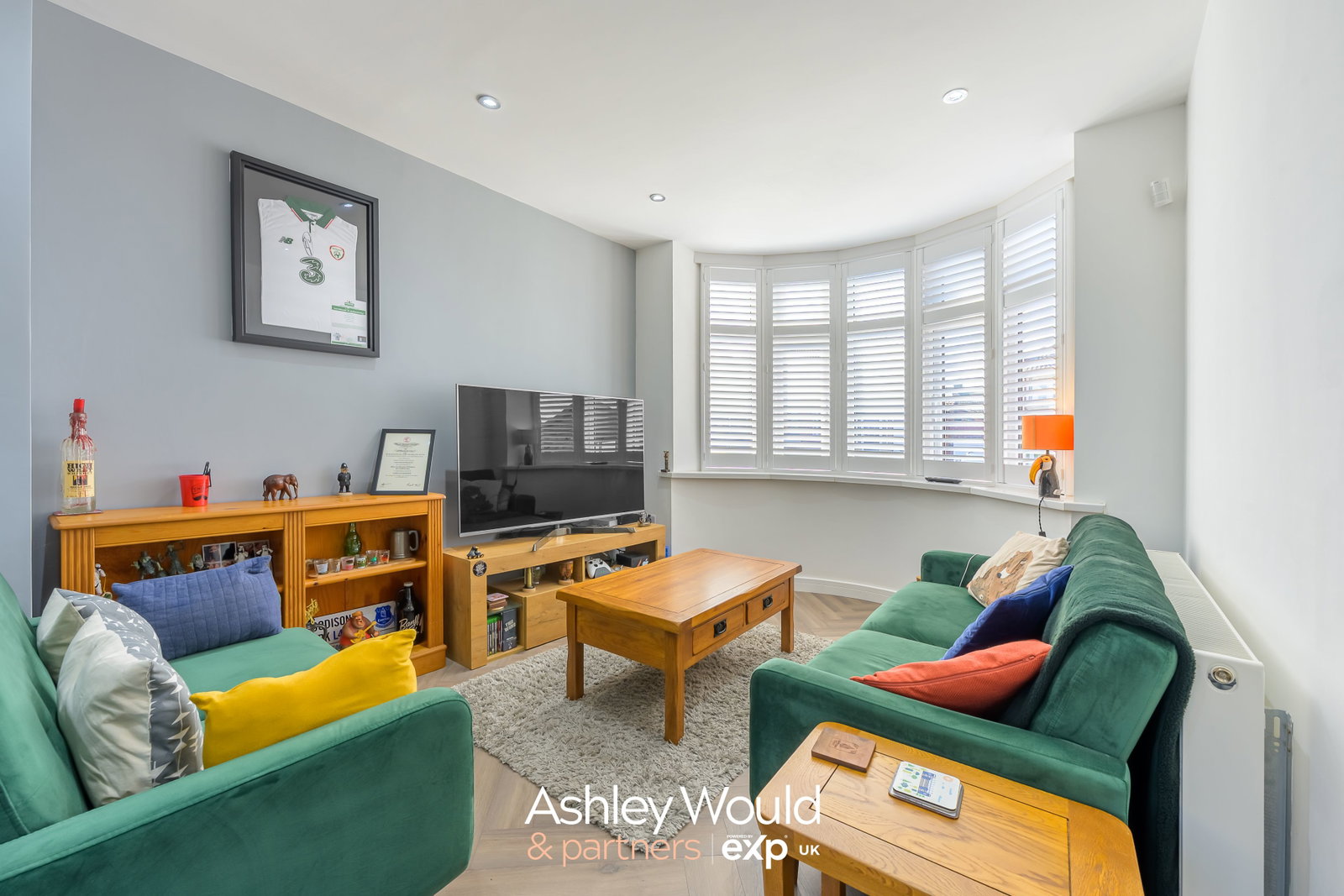 Semi Detached House in Oldbury