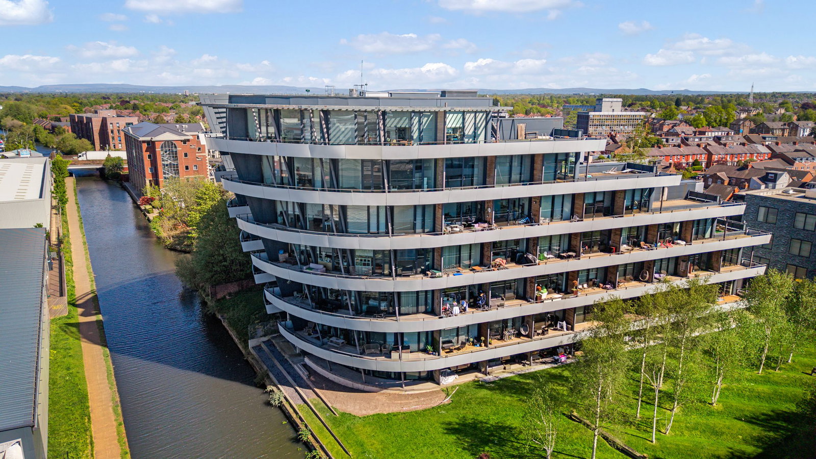 Flat in Altrincham