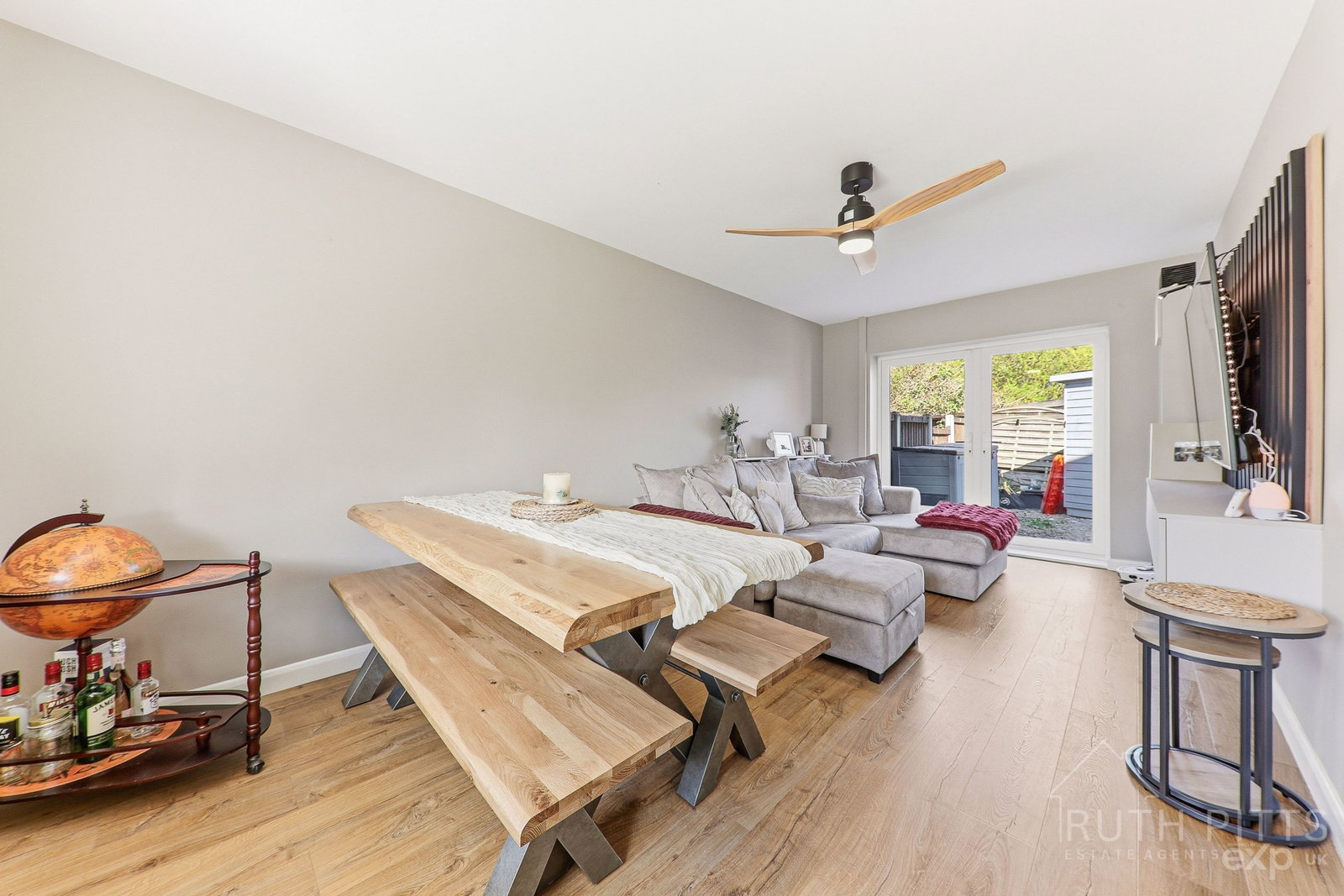 Semi Detached House in Doncaster