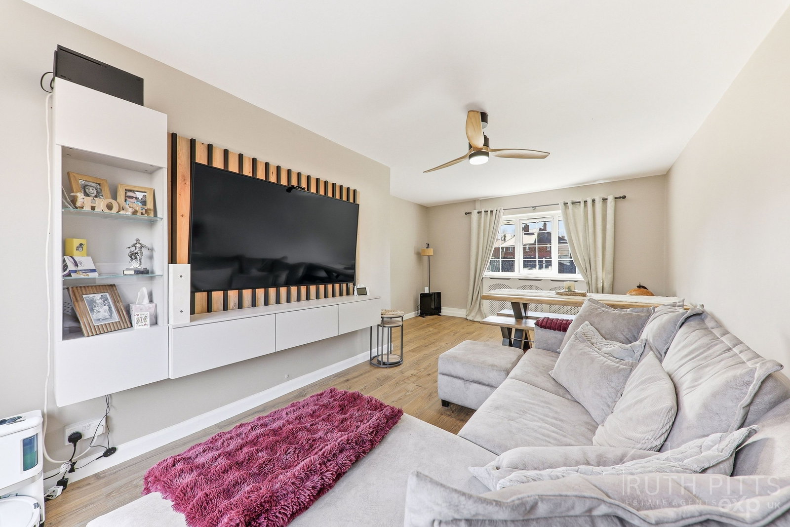 Semi Detached House in Doncaster