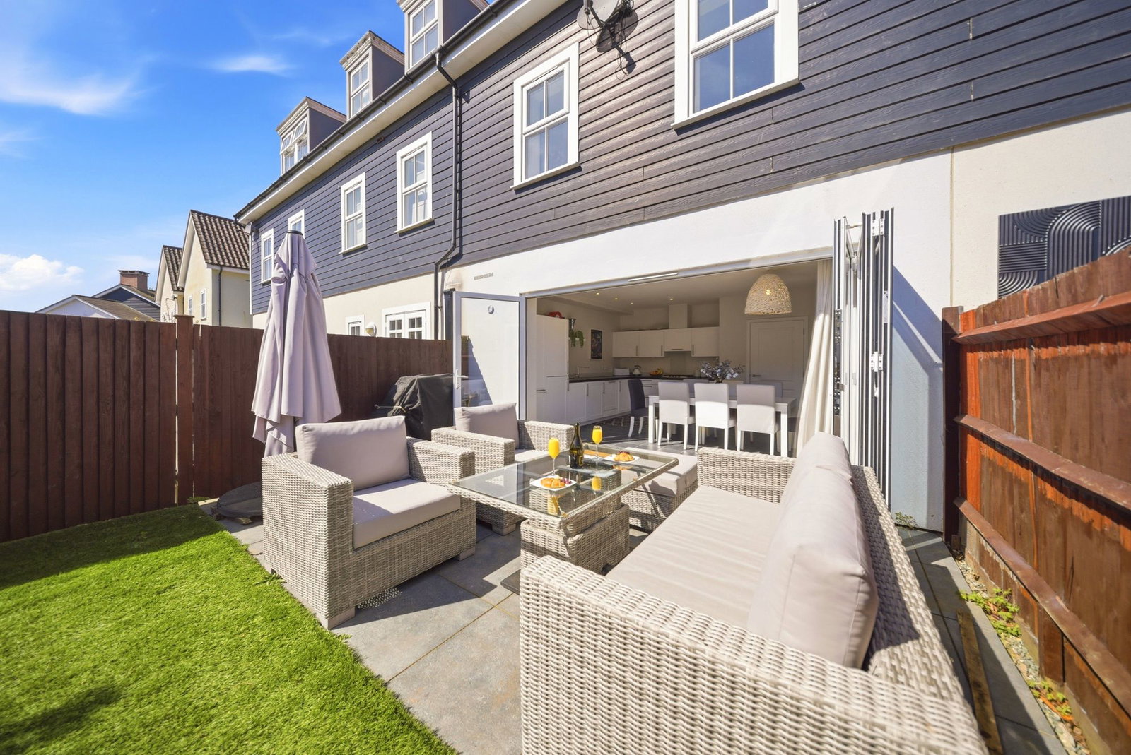 Terraced House in Worcester Park