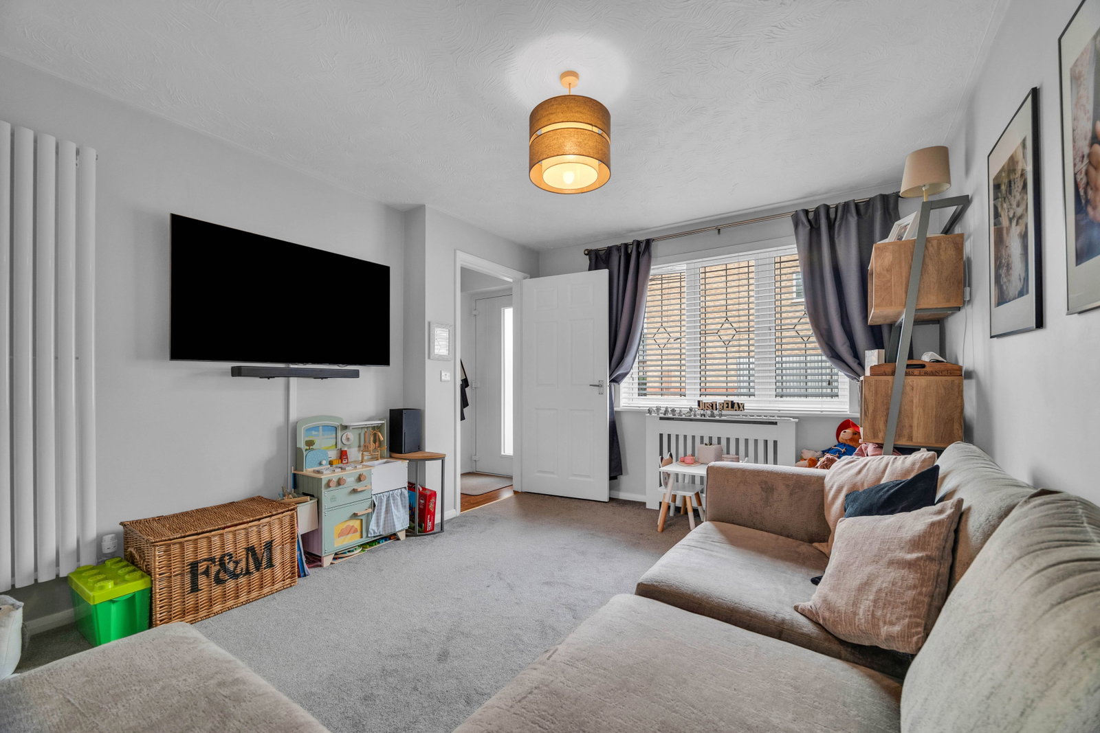 Semi Detached House in Mountsorrel