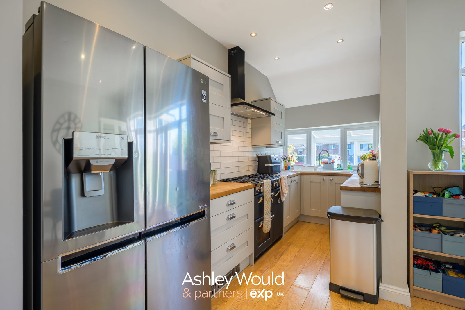 Semi Detached House in Oldbury