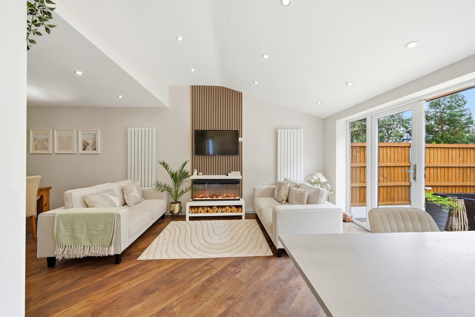 Semi Detached House in Bolton