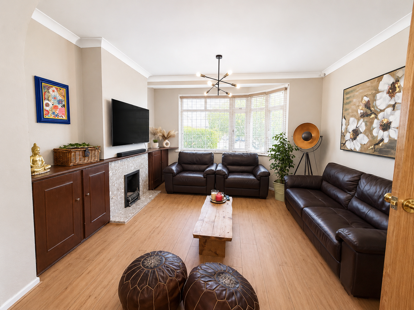 Semi Detached House for sale in Orpington, Melrose Crescent, Orpington, BR6 9NT