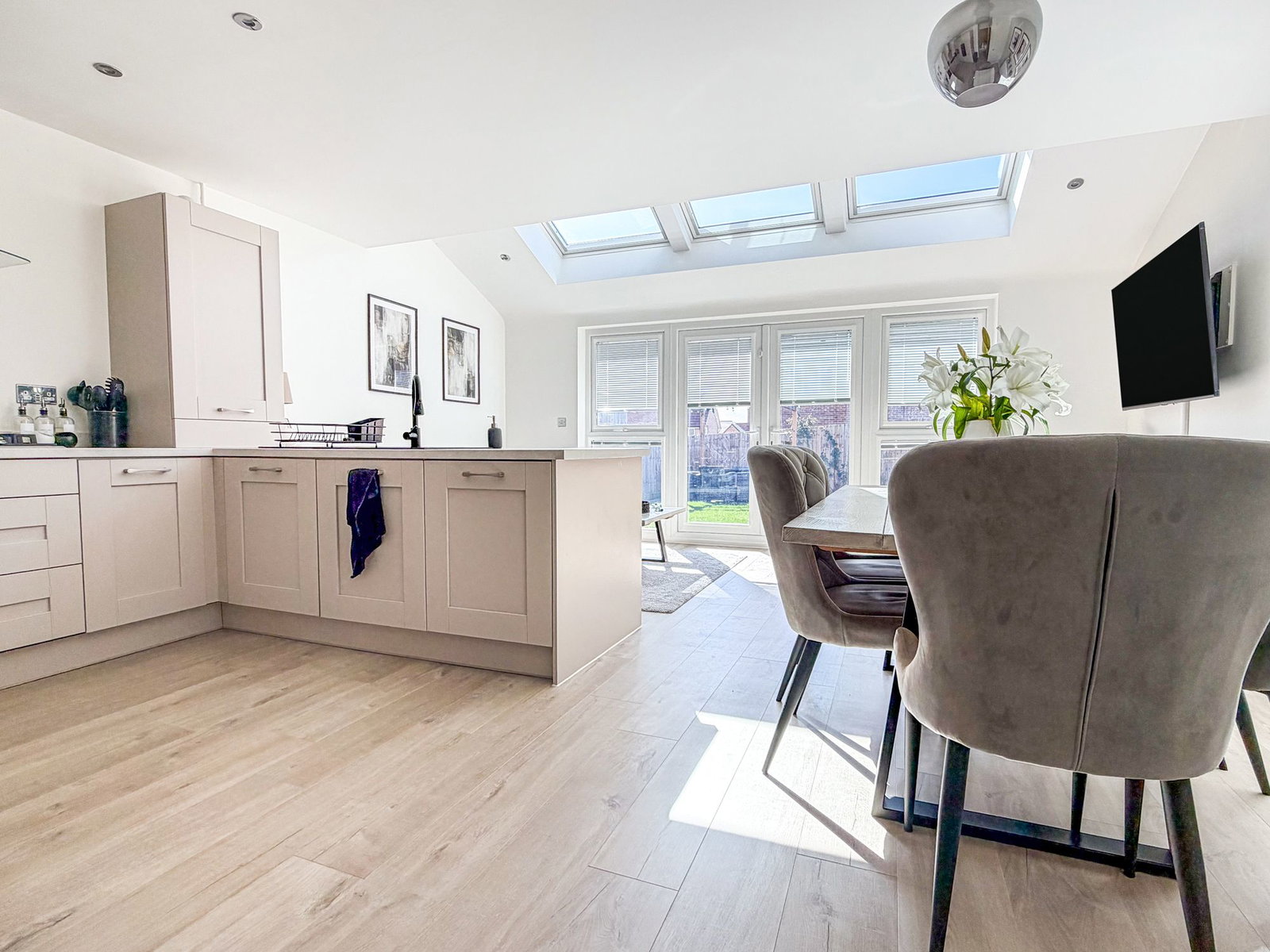 Detached House in Wakefield