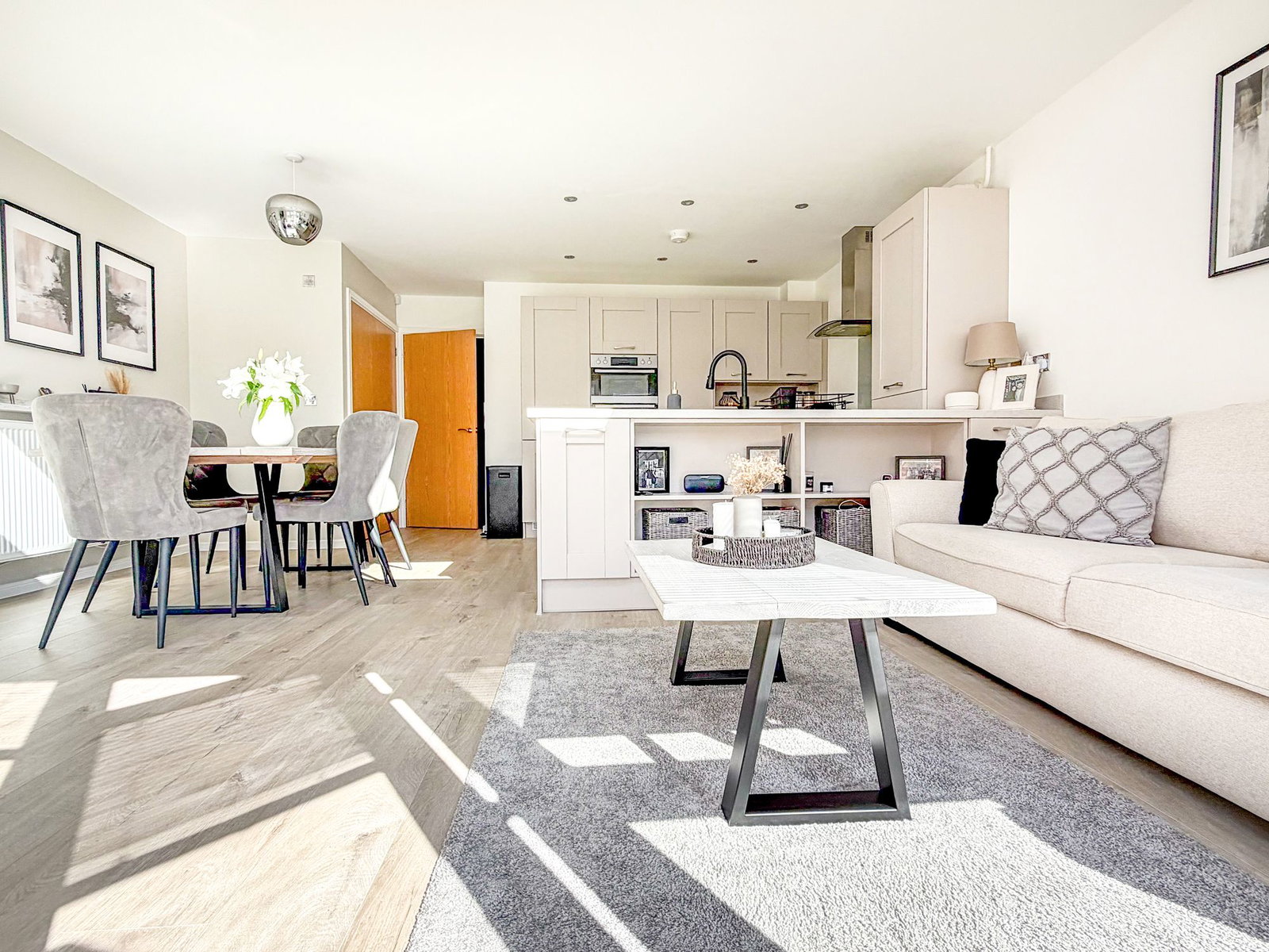 Detached House in Wakefield