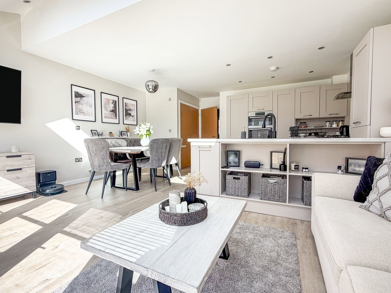 Detached House in Wakefield