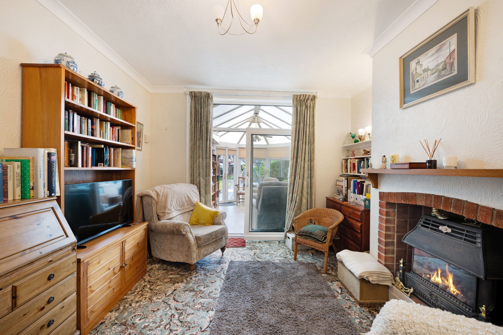 Semi Detached House in Huddersfield