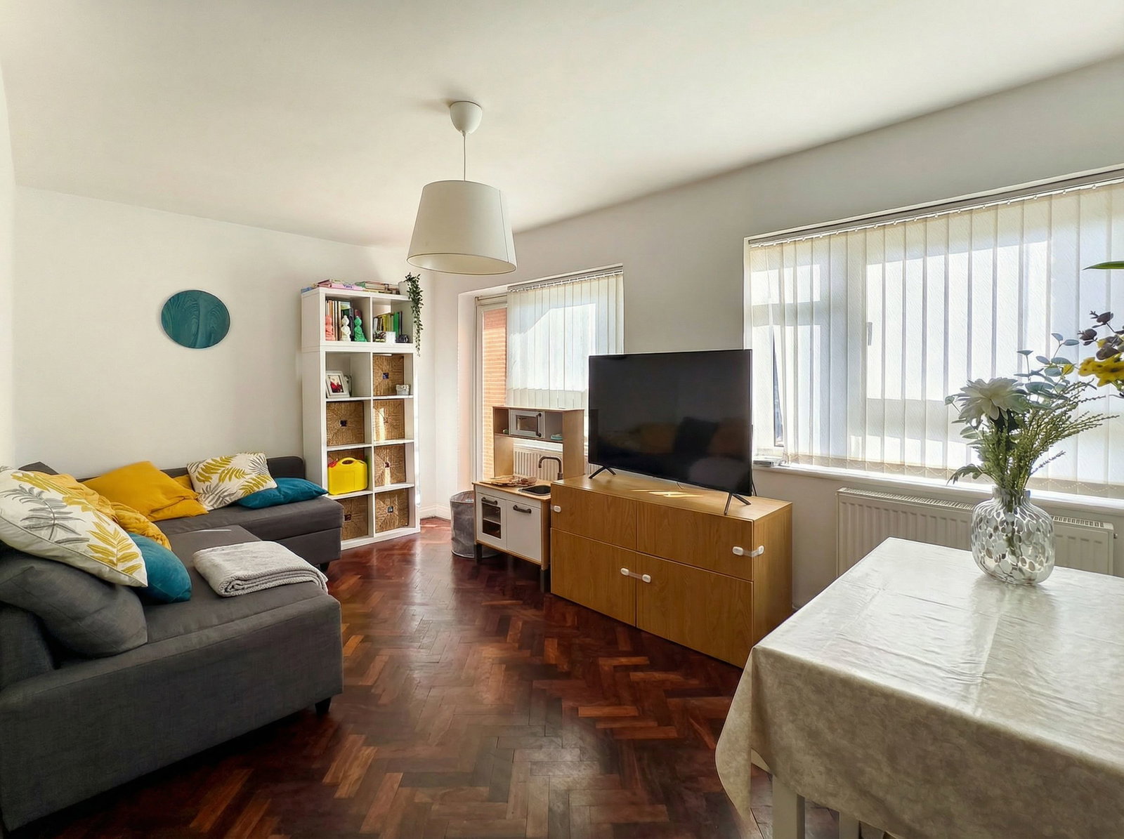 Flat in Kingston Upon Thames