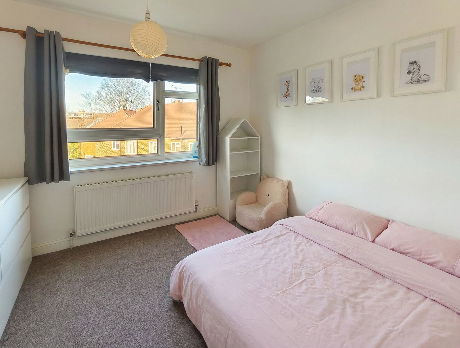 Flat in Kingston Upon Thames
