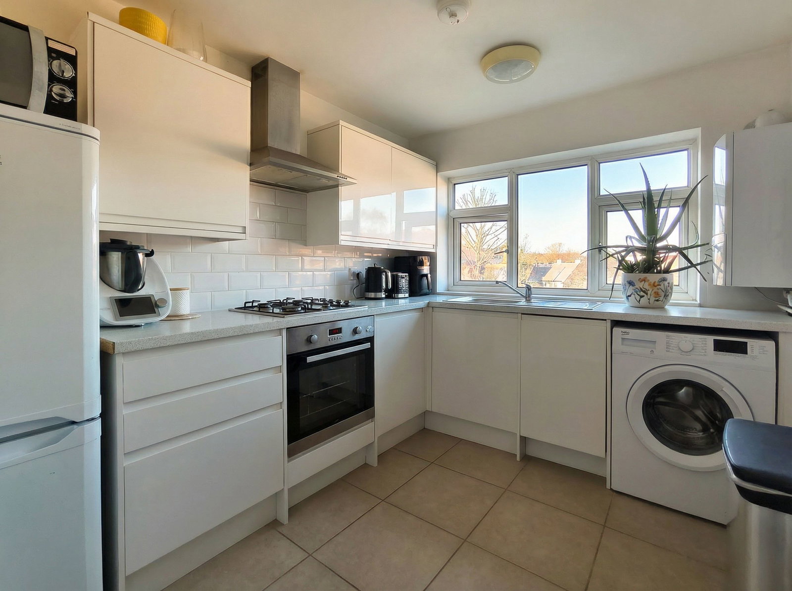 Flat in Kingston Upon Thames