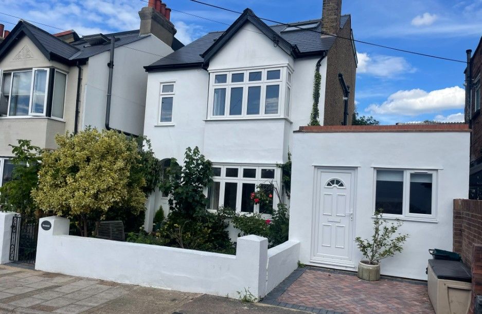 Detached House in Bromley