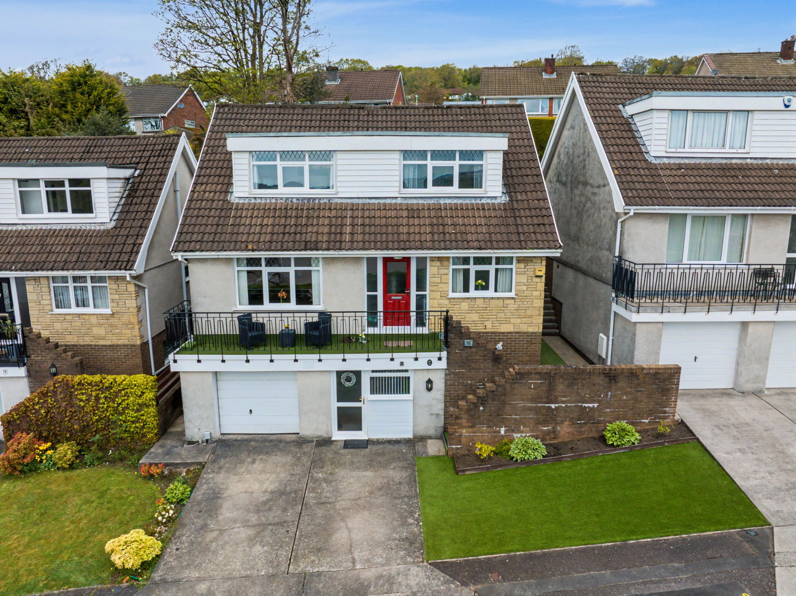 Detached House in Swansea