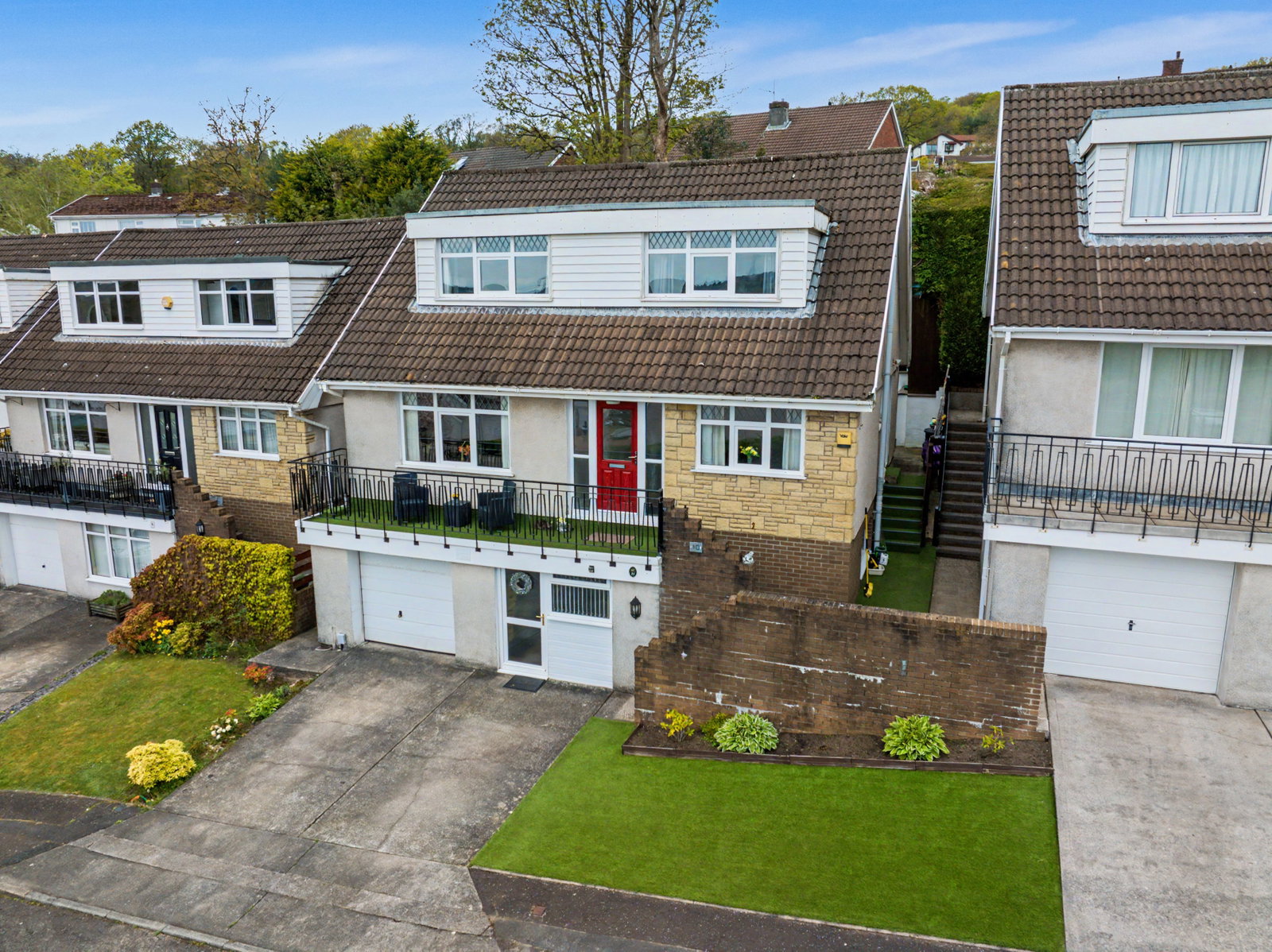 Detached House in Swansea
