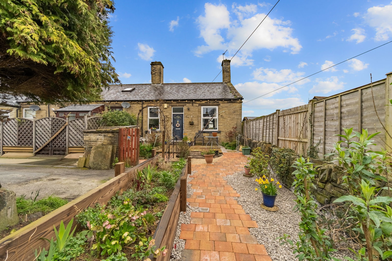 Terraced Bungalow in Brighouse