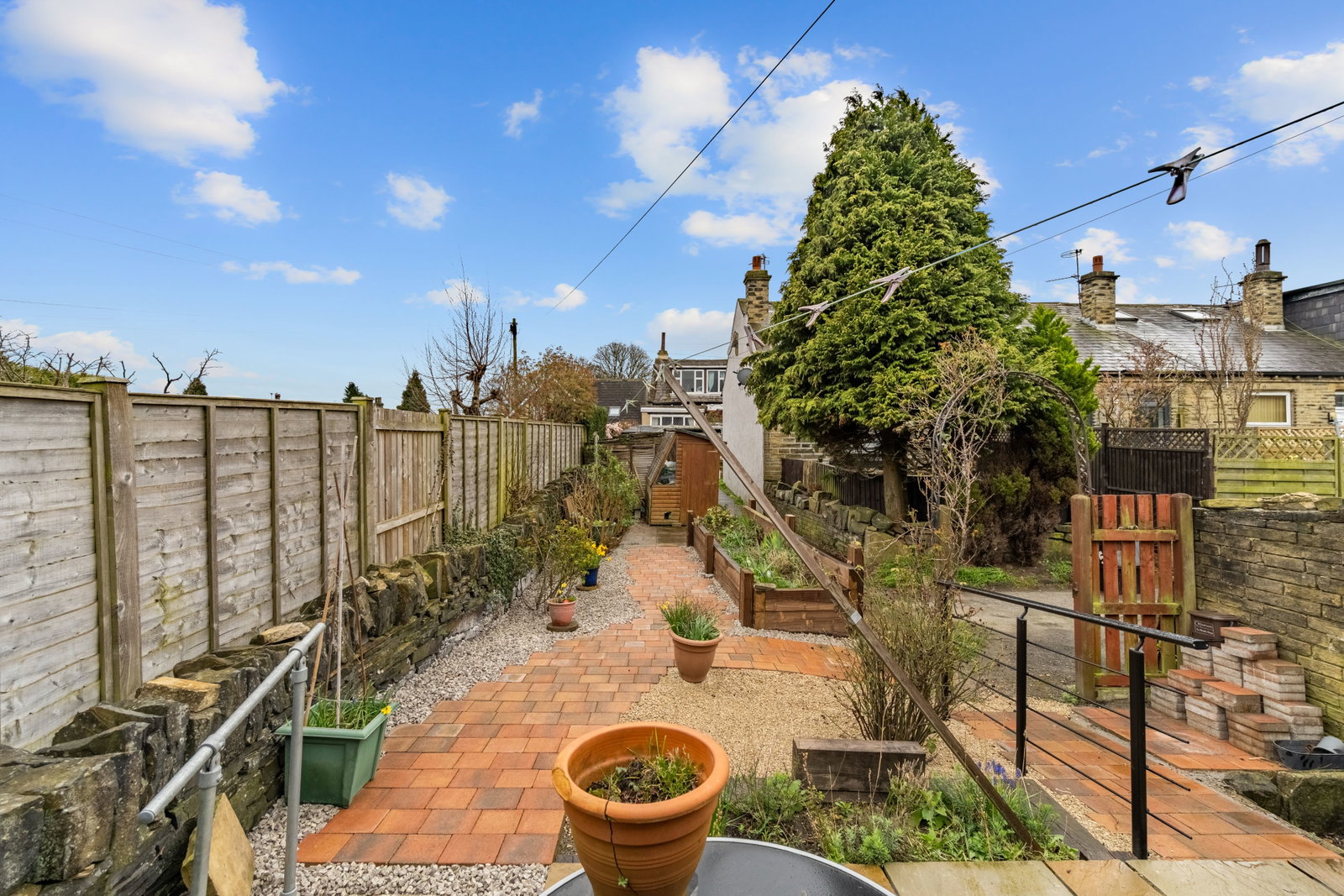 Terraced Bungalow in Brighouse