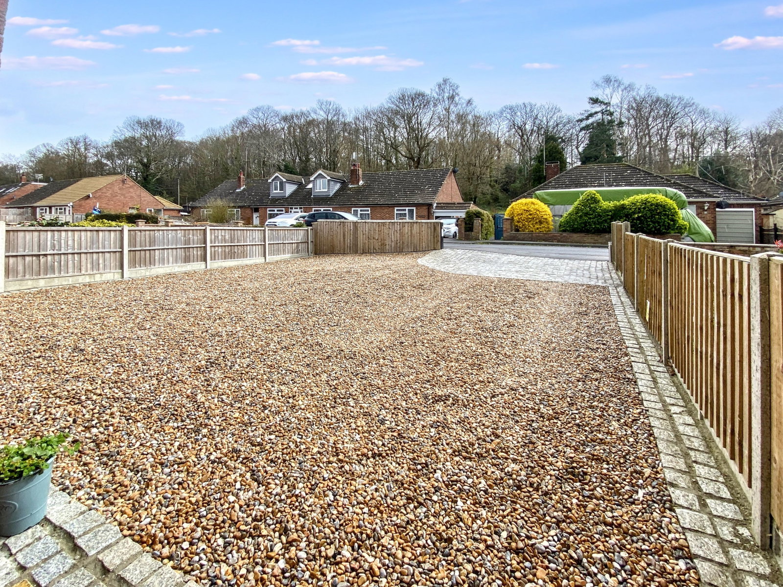 Semi Detached House in Ashford