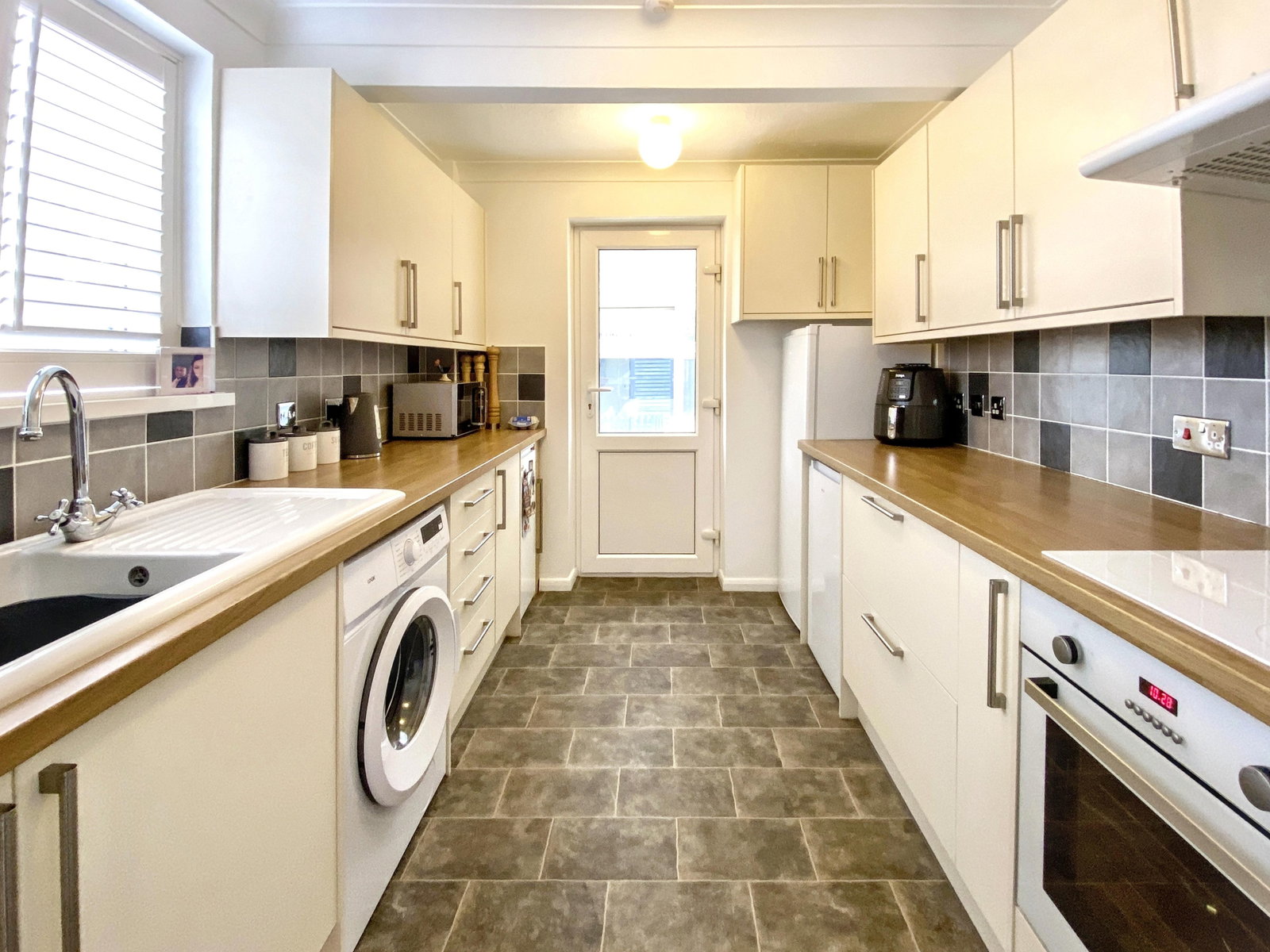 Semi Detached House in Ashford