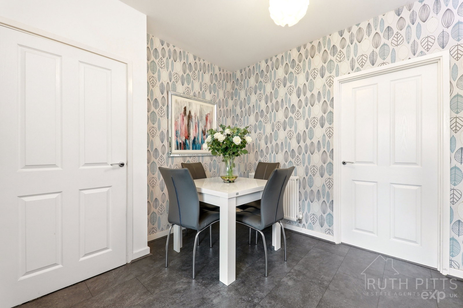 Semi Detached House in Pontefract