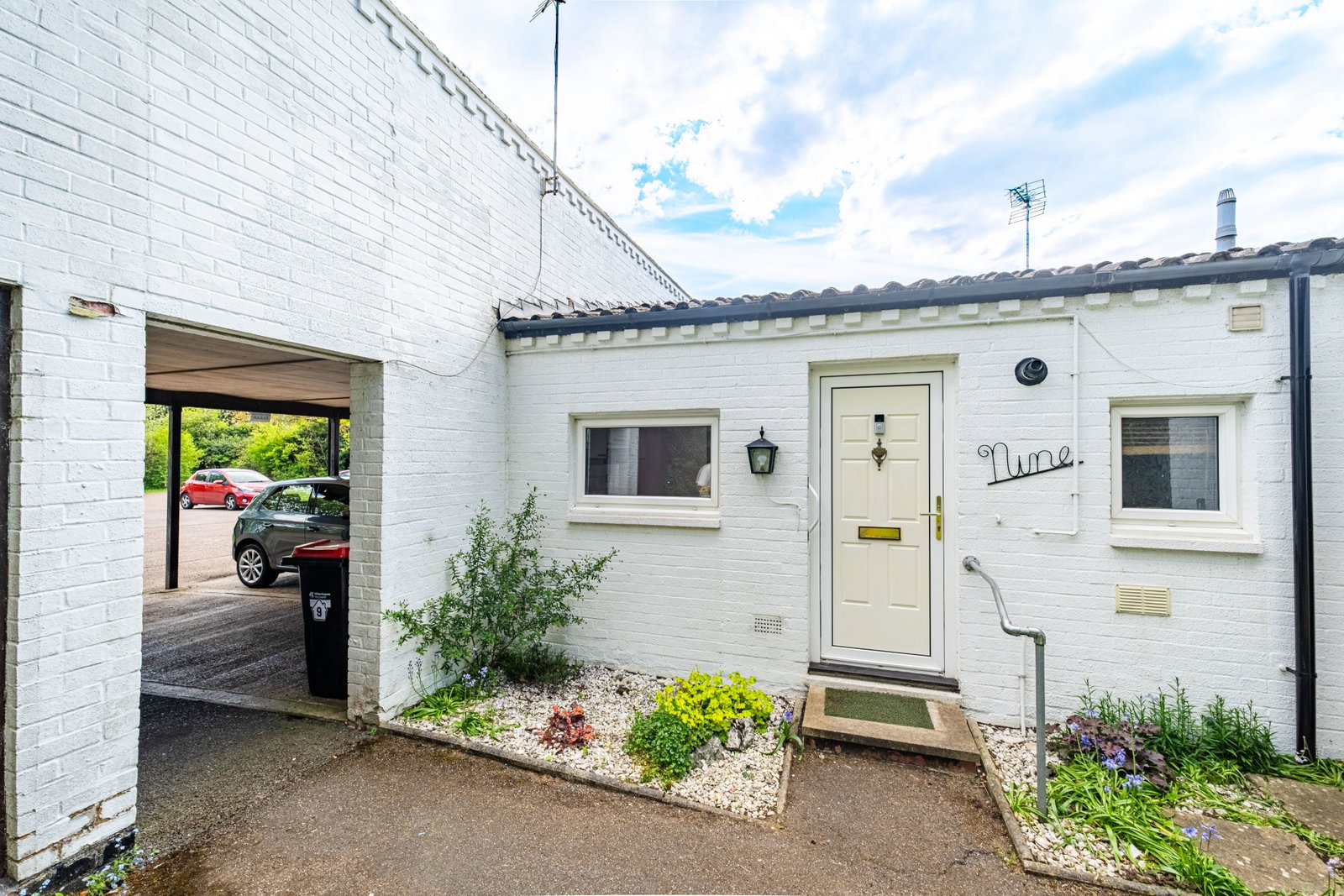 Terraced Bungalow in Milton Keynes