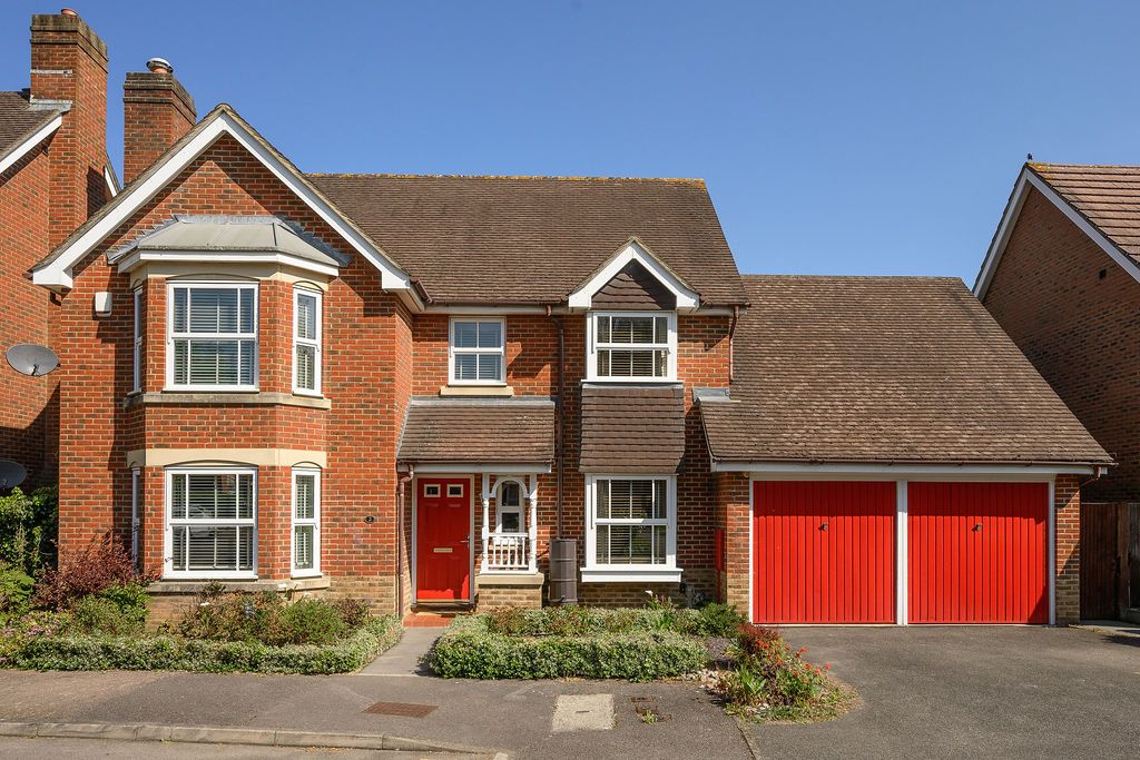 Detached House in Carshalton Beeches