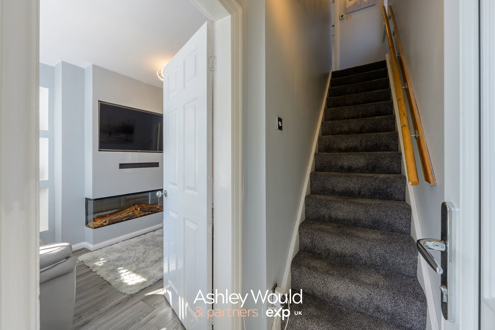 Semi Detached House in Oldbury