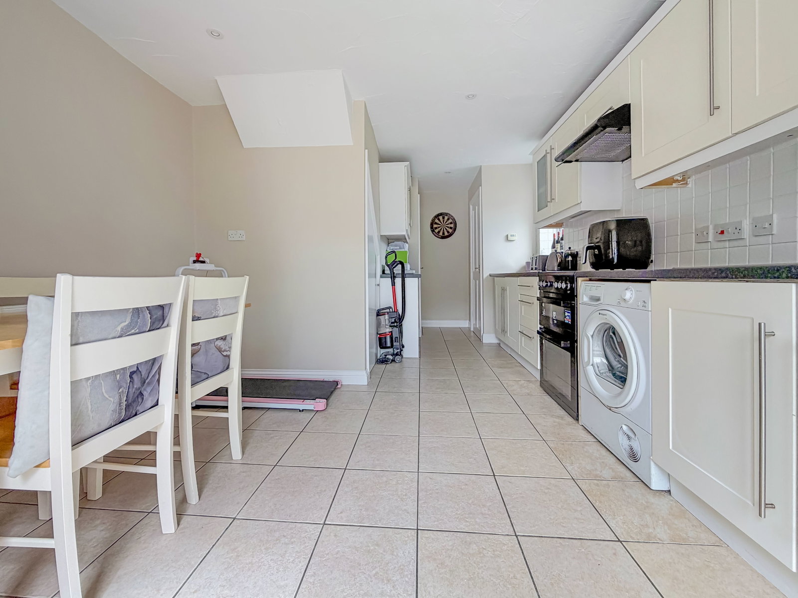 Semi Detached House in Brampton