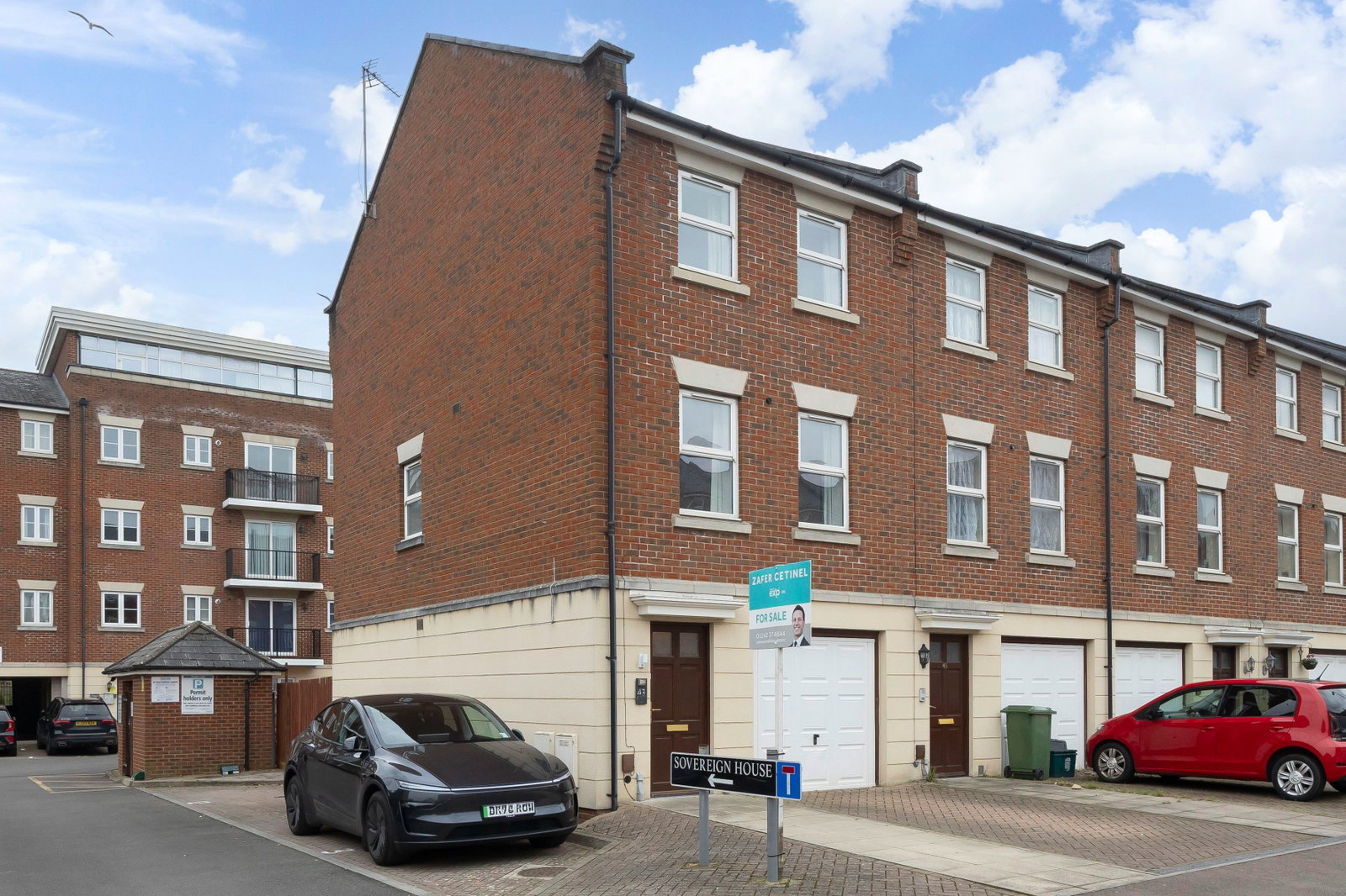 End Of Terrace House in Cheltenham