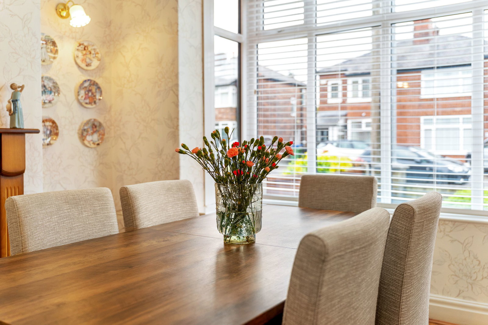 Semi Detached House in Leigh