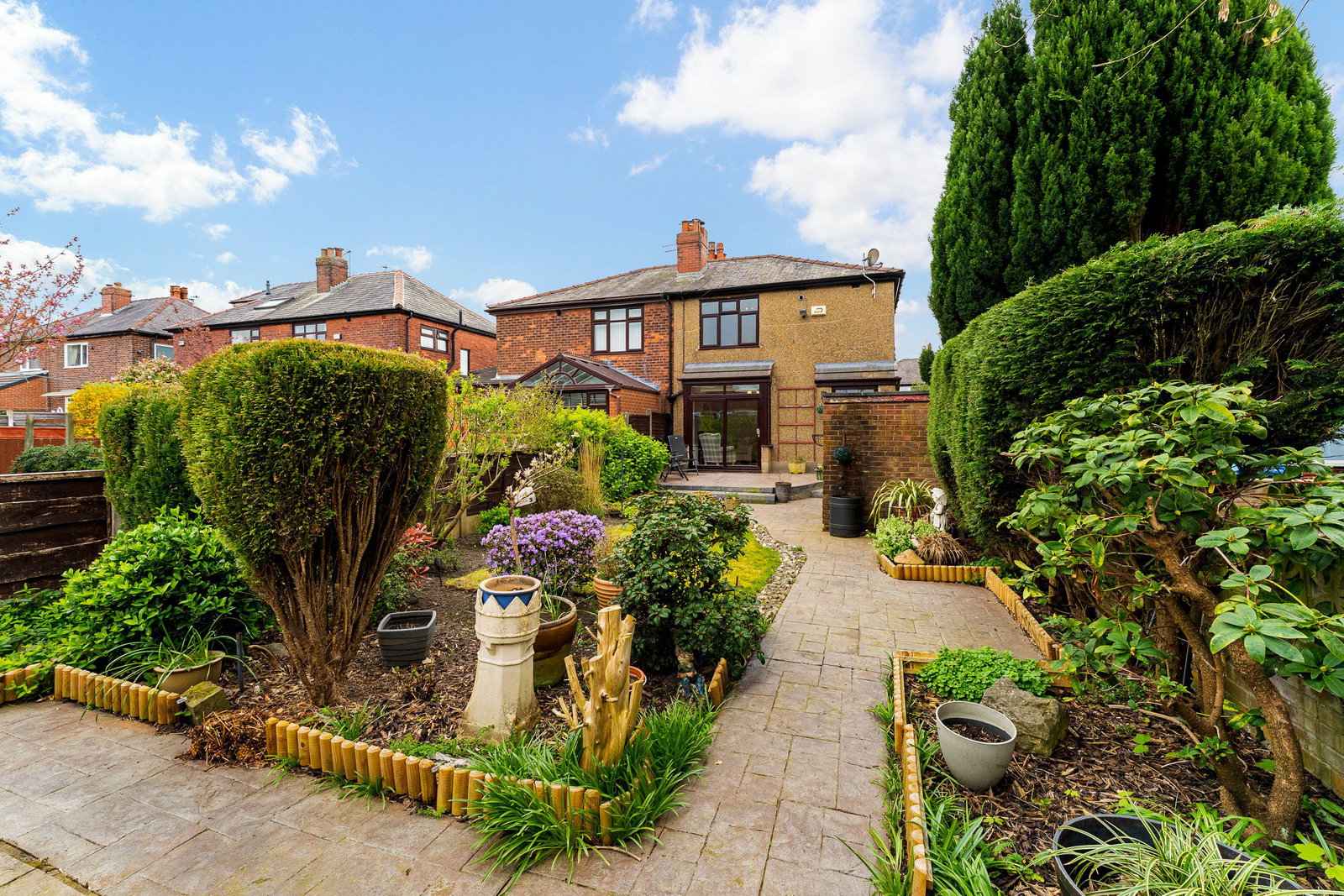 Semi Detached House in Leigh