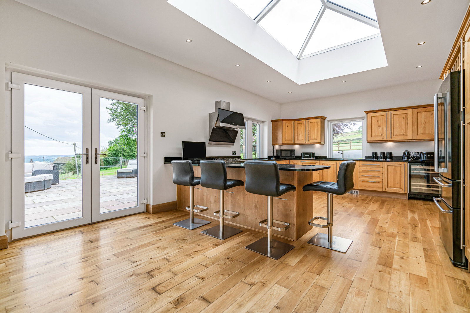 Semi Detached House in Halifax