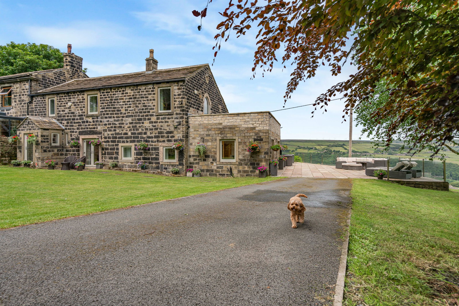 Semi Detached House in Halifax