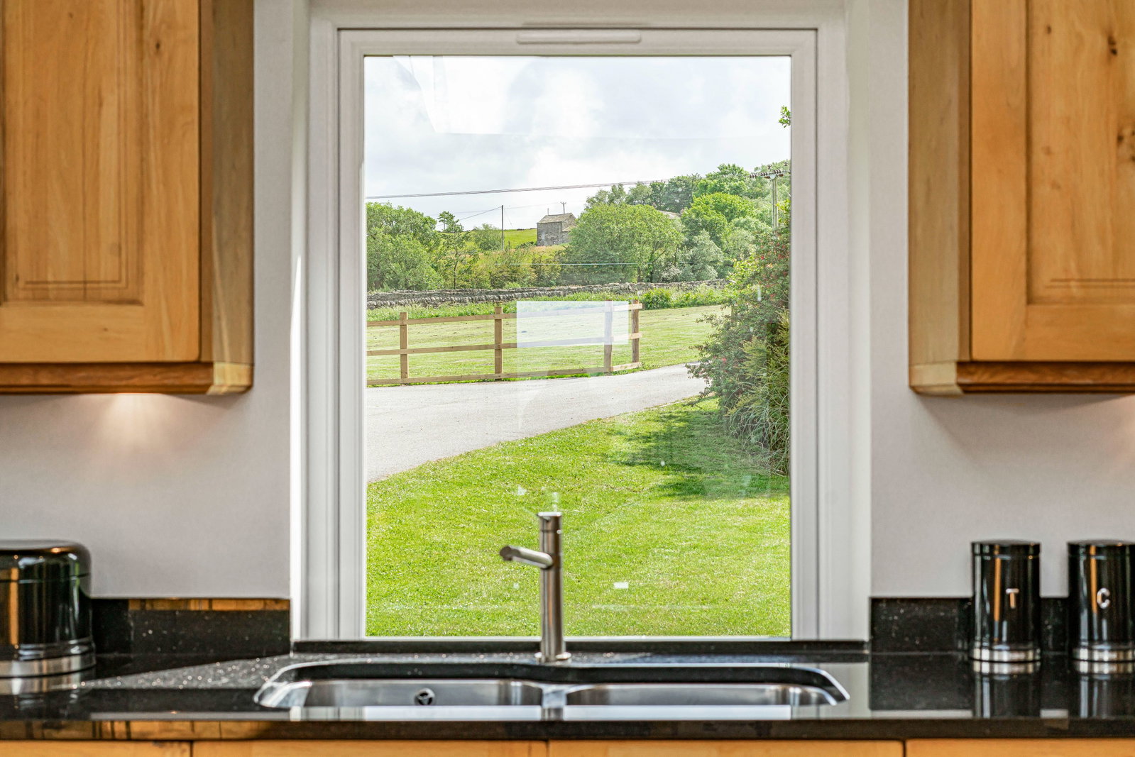 Semi Detached House in Halifax