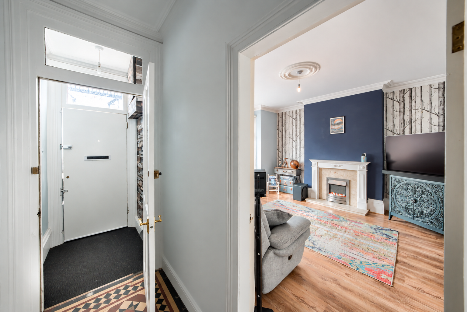 Semi Detached House for sale in Birmingham, Westfield Road, Acocks Green, Birmingham, B27 7TN, 1615 m²