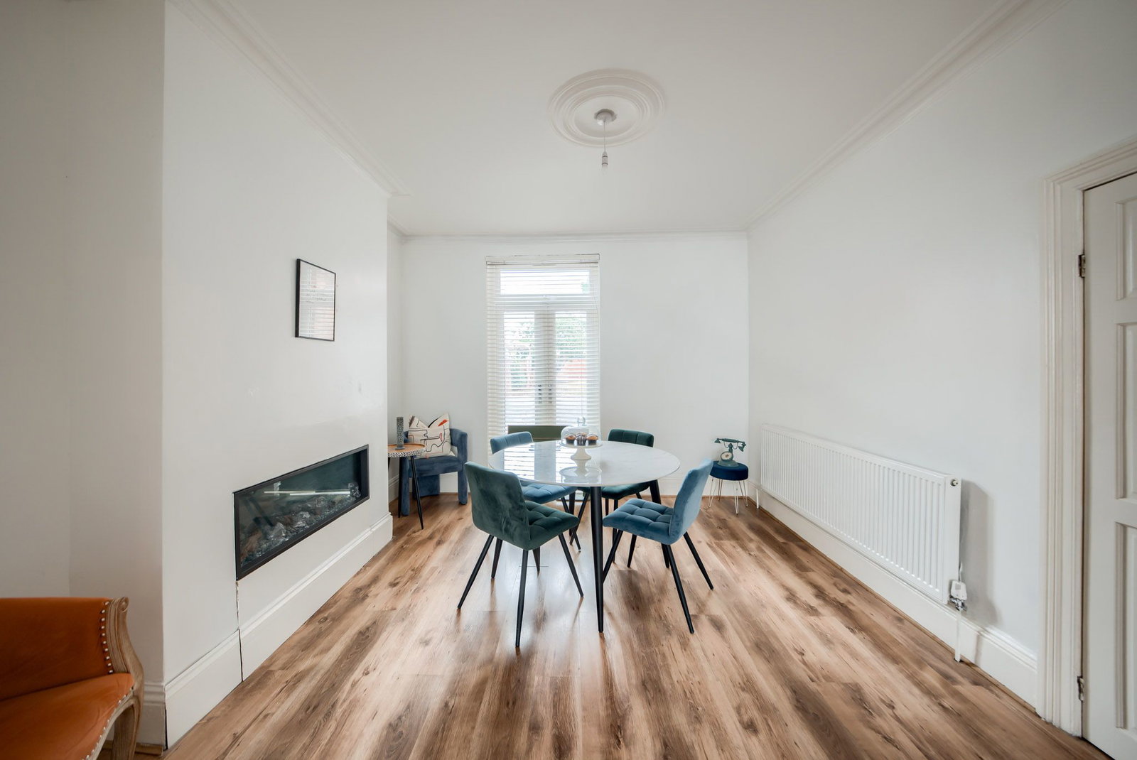 Semi Detached House for sale in Birmingham, Westfield Road, Acocks Green, Birmingham, B27 7TN, 1615 m²