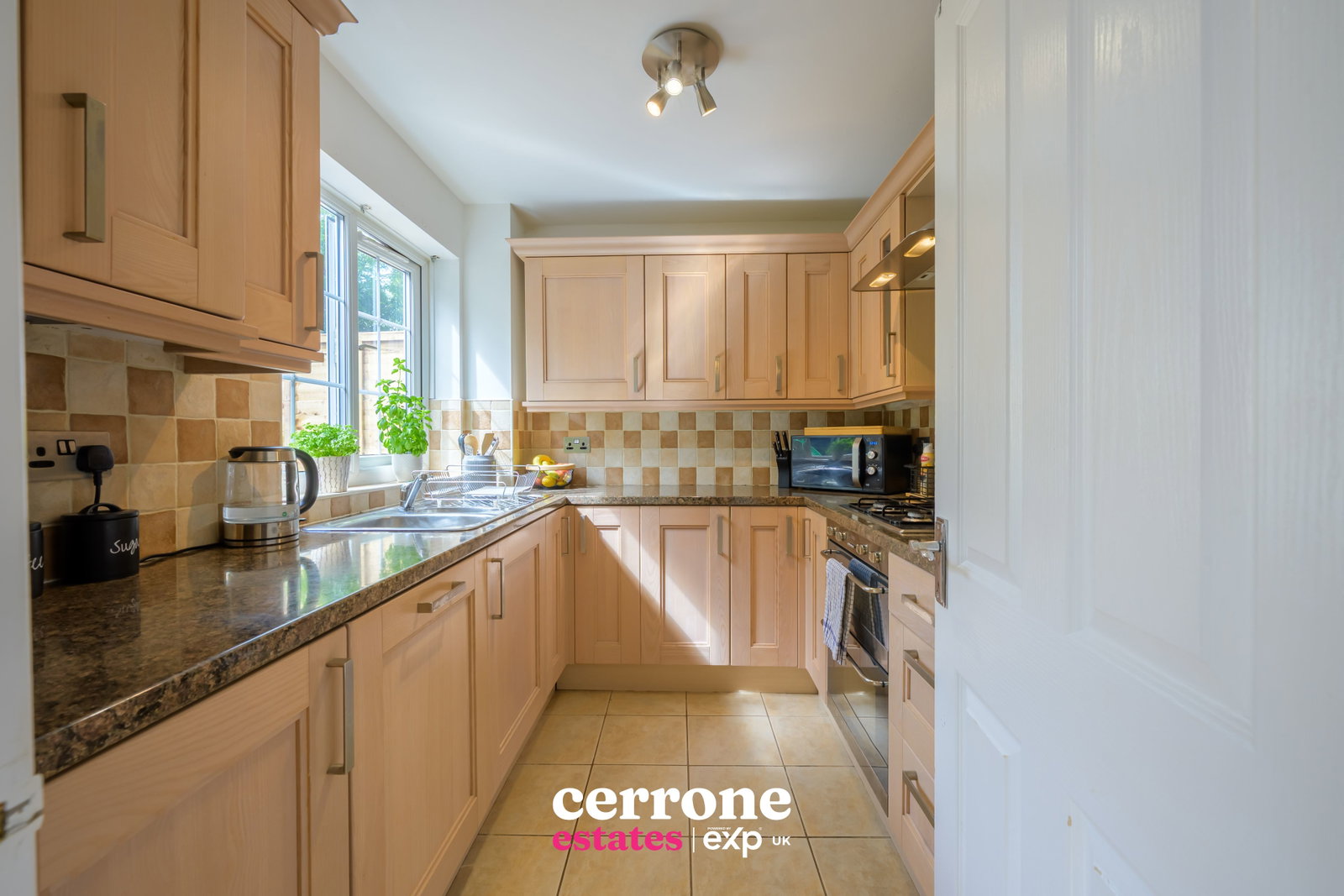 Semi Detached House in Redditch