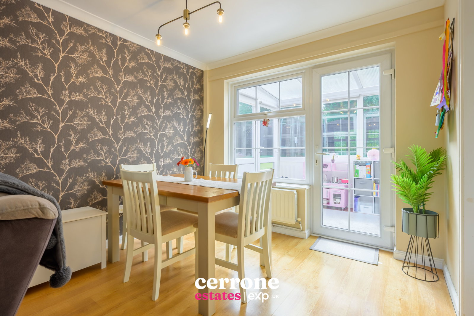 Semi Detached House in Redditch