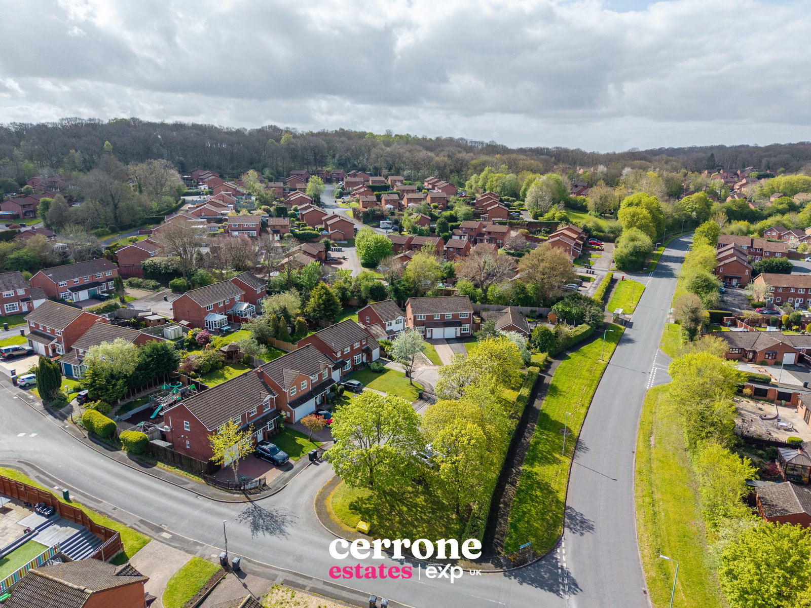Semi Detached House in Redditch