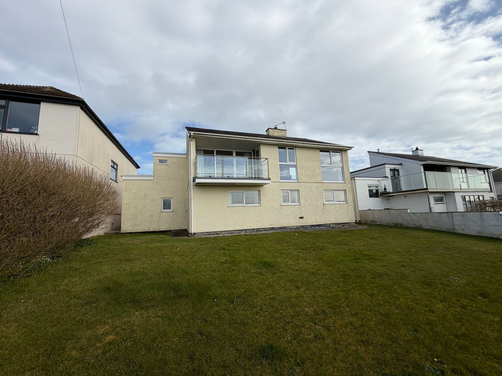 Detached House for sale in Rhosneigr, Station Road, Rhosneigr, LL64 5JX
