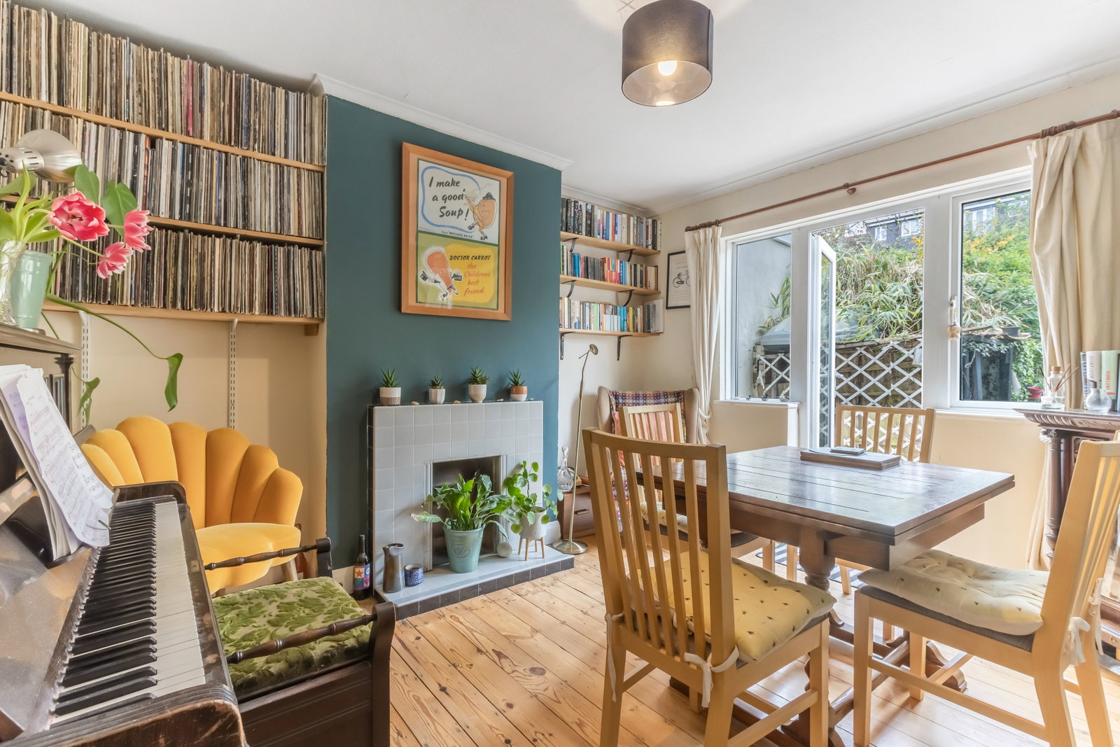 Semi Detached House in Barnet