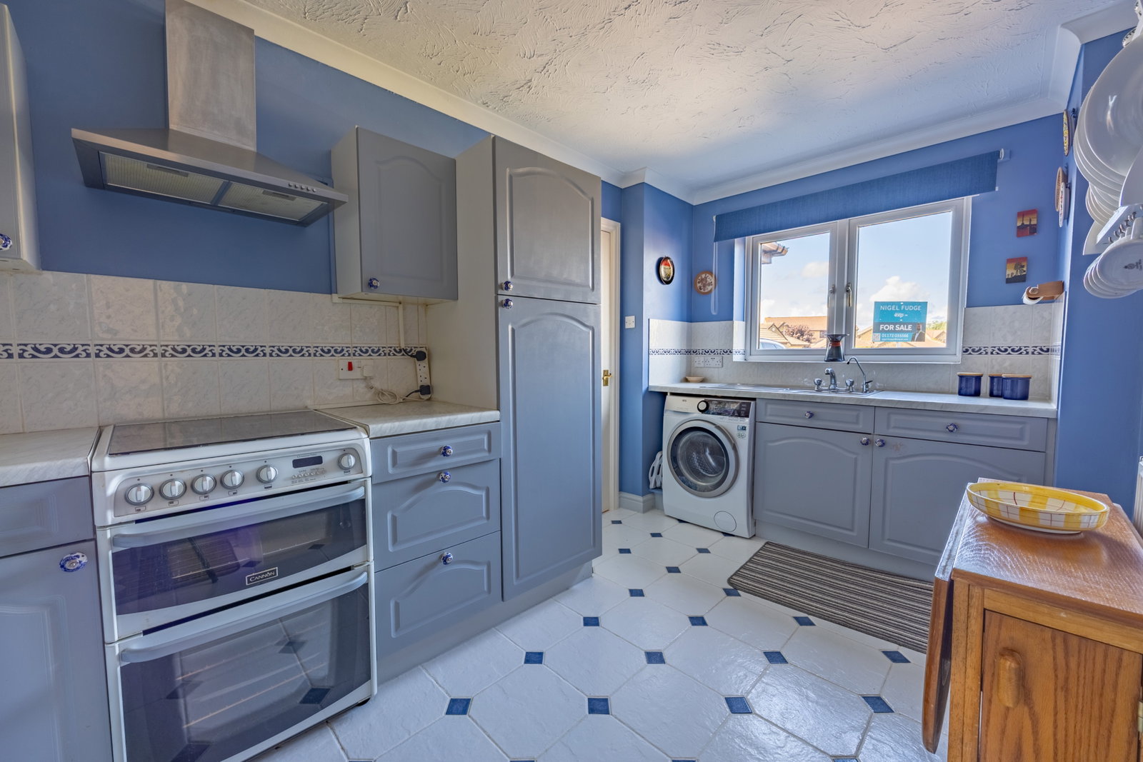 Detached House in Bath