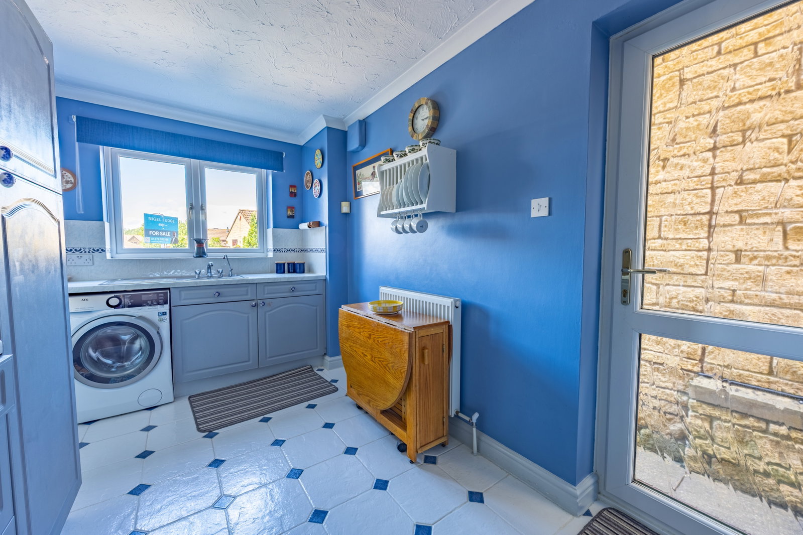 Detached House in Bath