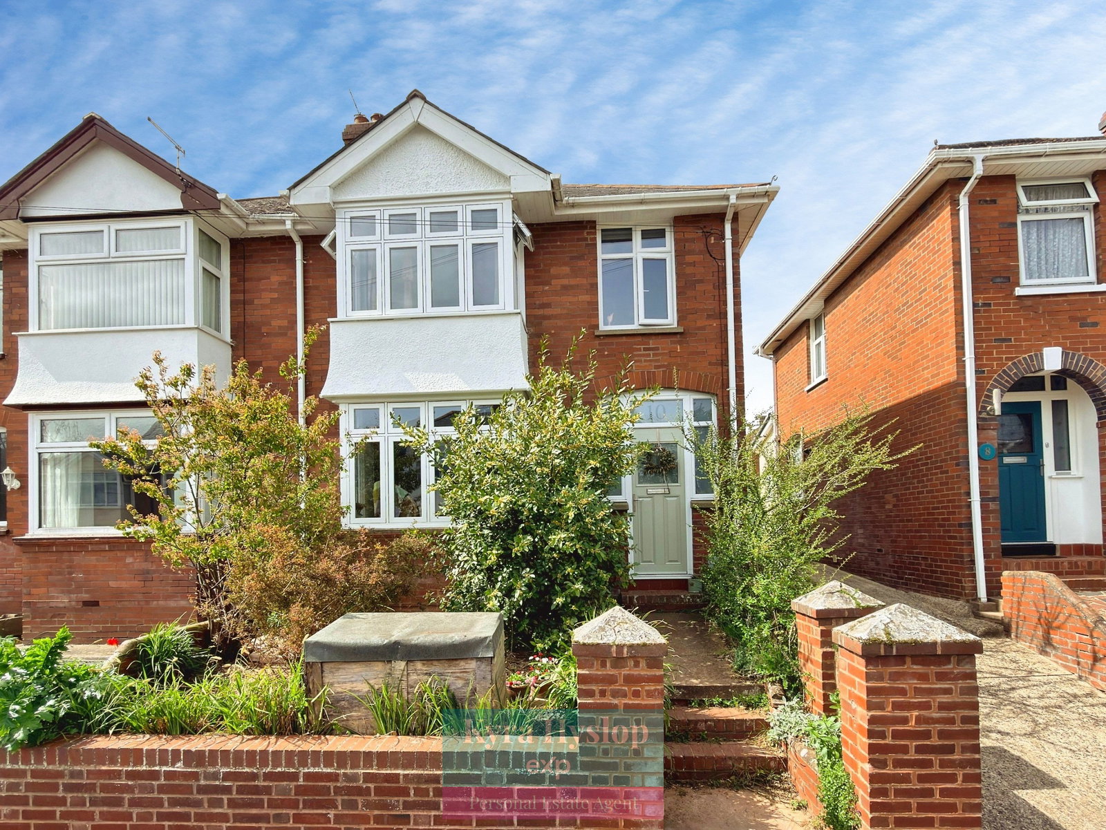 Semi Detached House in Exeter