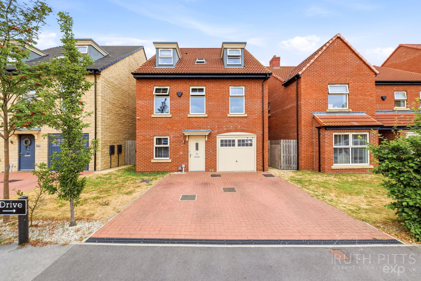 Detached House in Pontefract