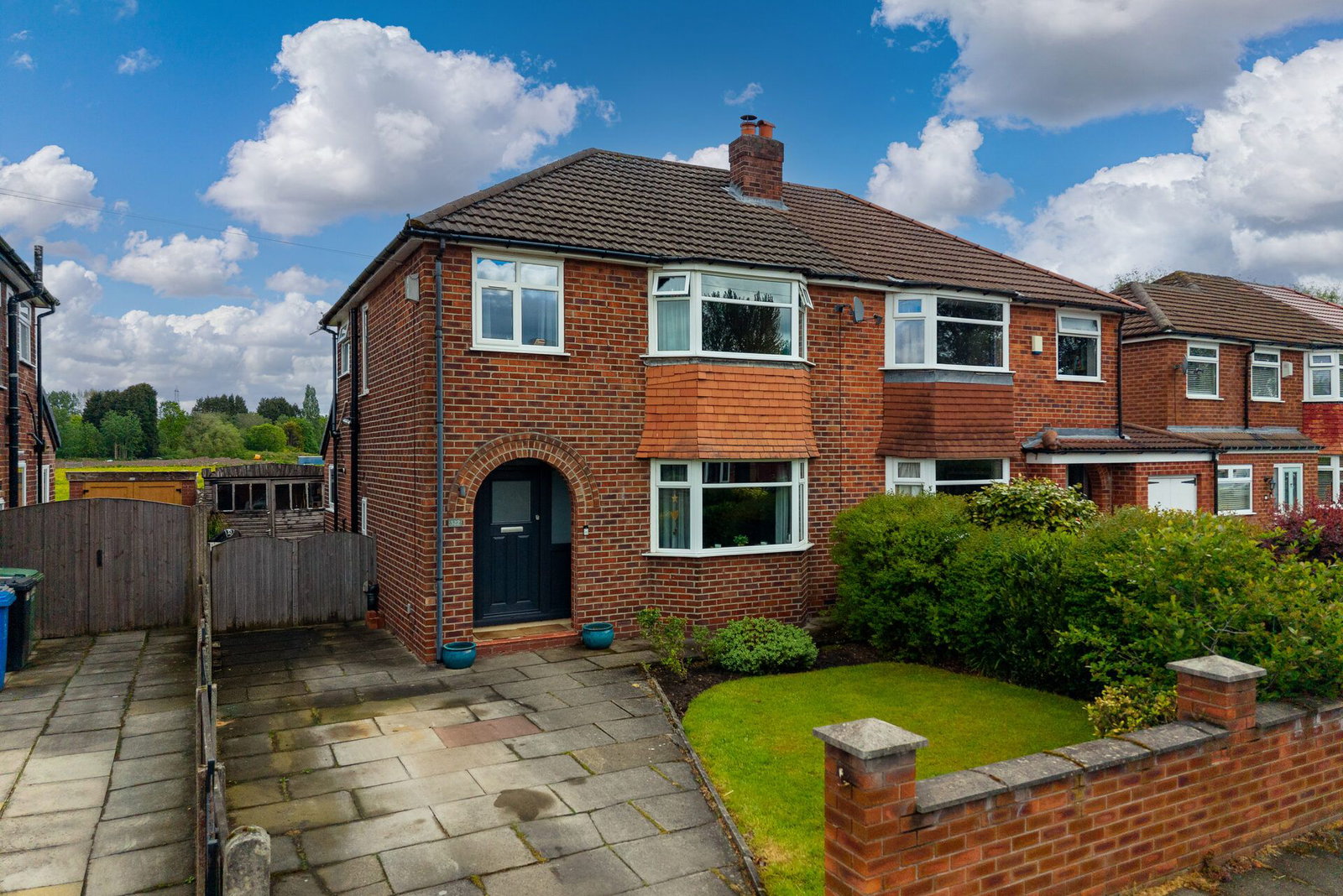 Semi Detached House in Sale