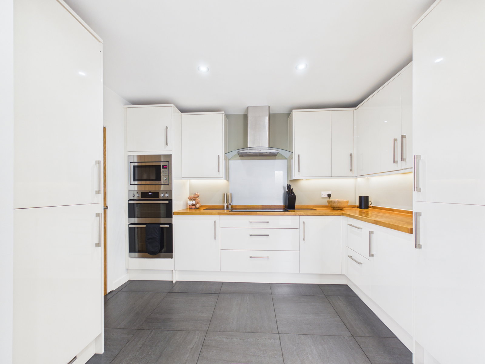 Semi Detached House in Rochester