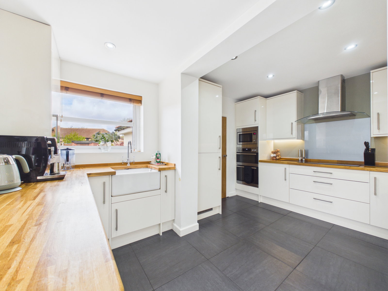 Semi Detached House in Rochester